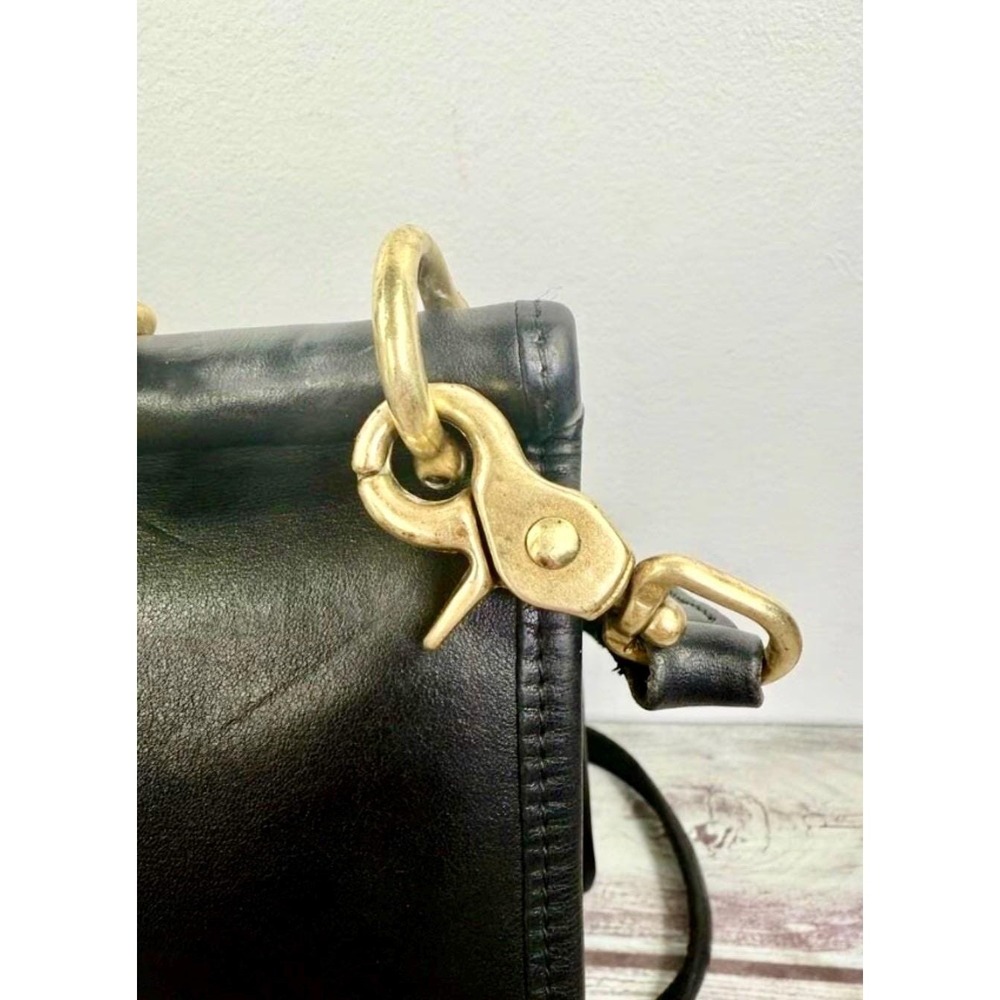 Vintage COACH Willis 9927 Black Leather Crossbody Handbag Classic Turnlock Style - Picture 11 of 15